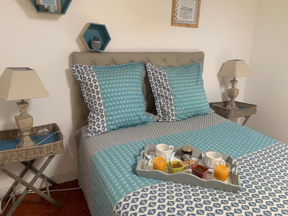 Un Soir Sous Les Etoiles Bed & Breakfast Chateauneuf-de-Gadagne Ngoại thất bức ảnh